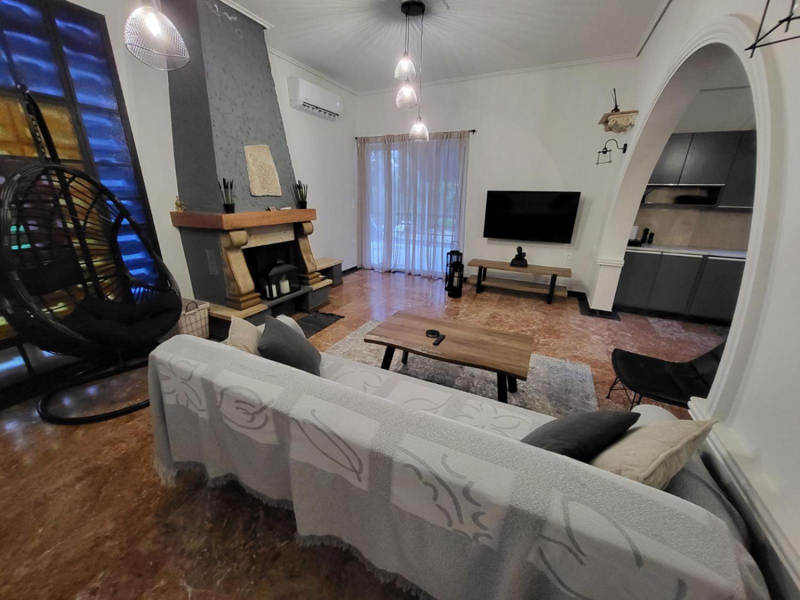 Dilion Holiday home Dhilesi